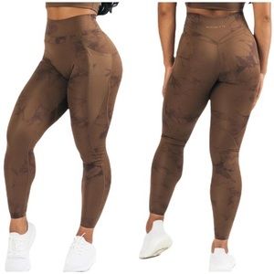Alphalete Alphalux Force Legging - Draught Brown - M
